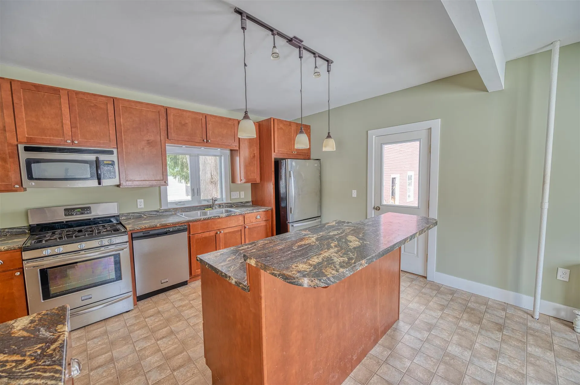 28 Randall Street Waterbury VT 05676