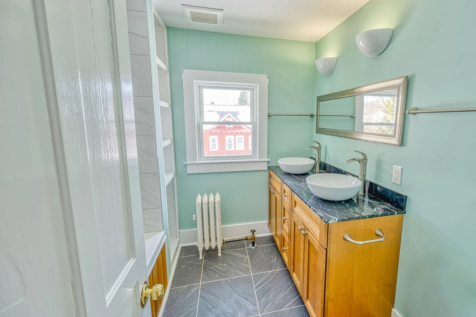 28 Randall Street Waterbury VT 05676