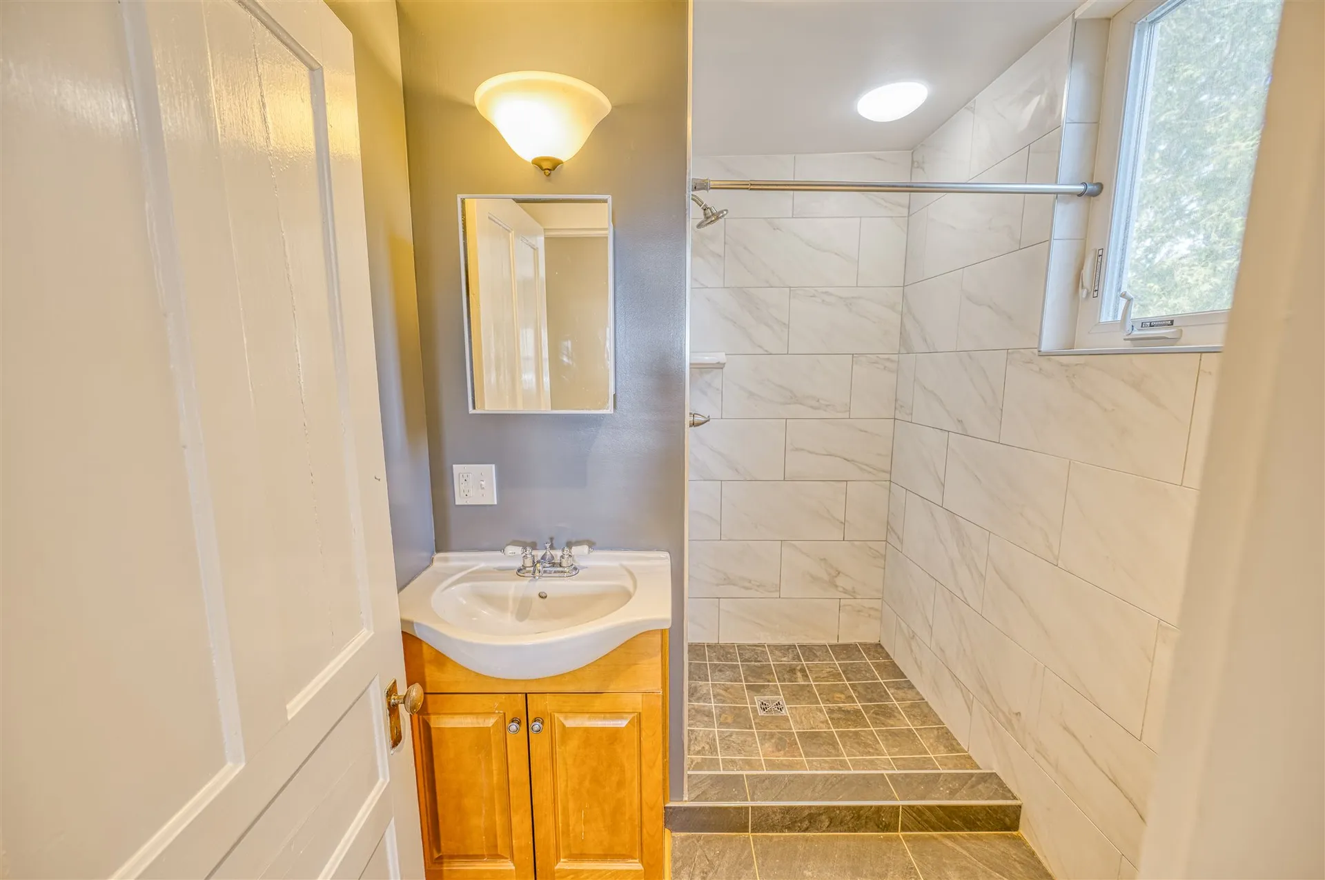 28 Randall Street Waterbury VT 05676