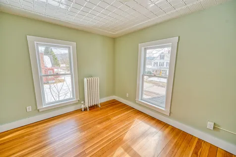 28 Randall Street Waterbury VT 05676