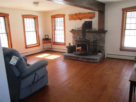 1067 Stone Road Brookfield VT 05036