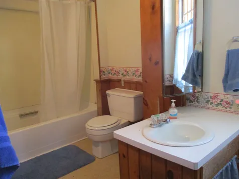 1067 Stone Road Brookfield VT 05036