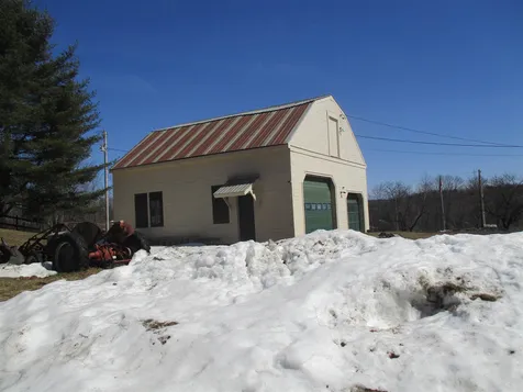 1067 Stone Road Brookfield VT 05036