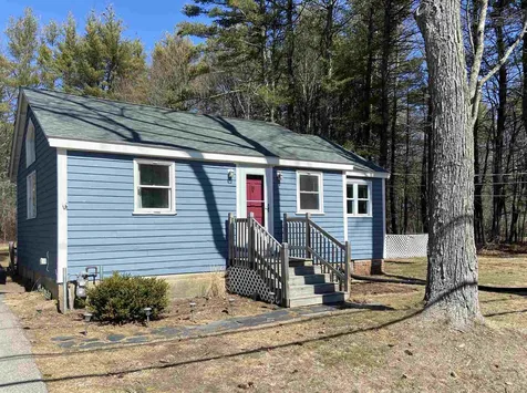 219 W High Street Somersworth NH 03878