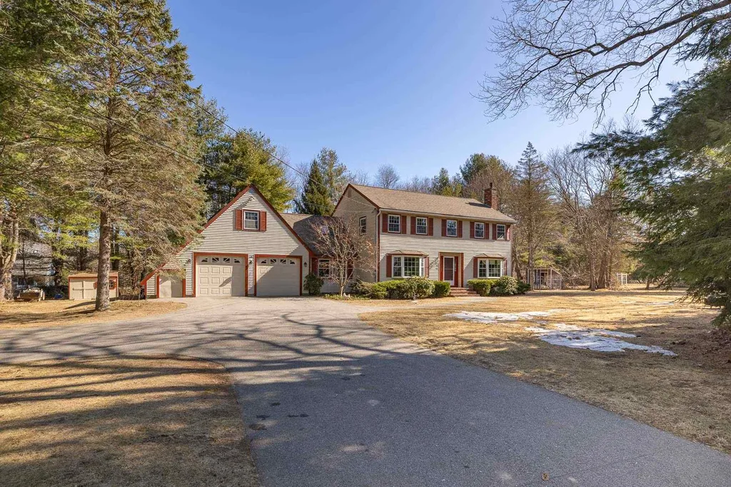 36 Hampton Falls Road Exeter NH 03833