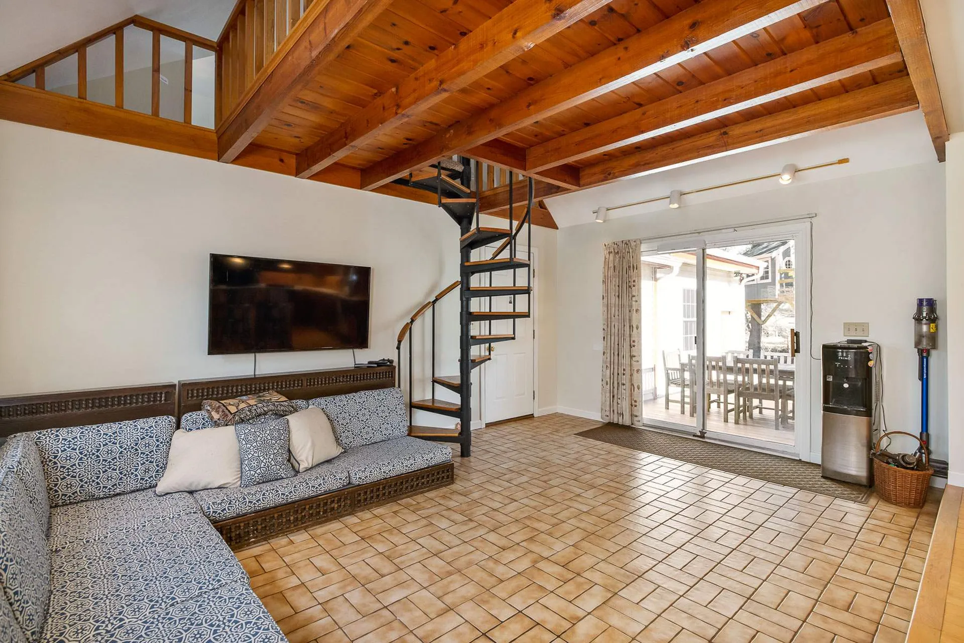 36 Hampton Falls Road Exeter NH 03833