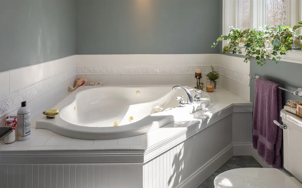 20 Blanchard Brook Circle Walpole NH 03608