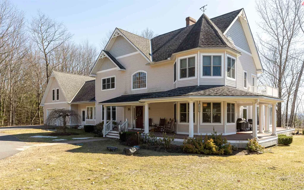 20 Blanchard Brook Circle Walpole NH 03608
