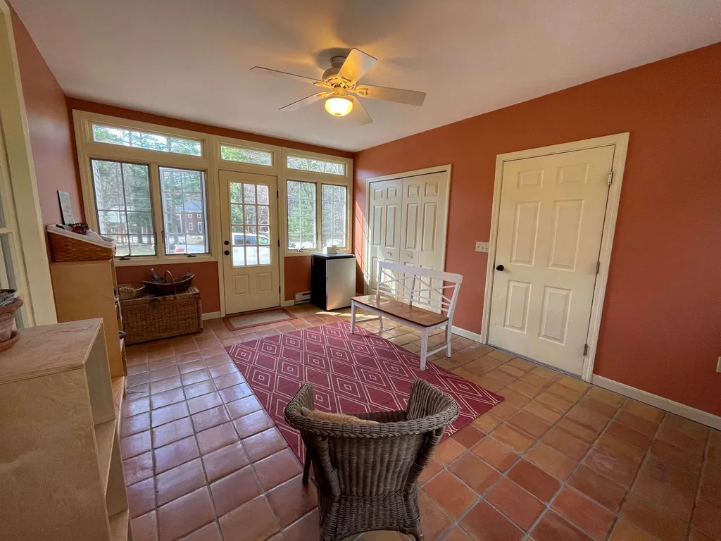 22 Cullen Way Exeter NH 03833