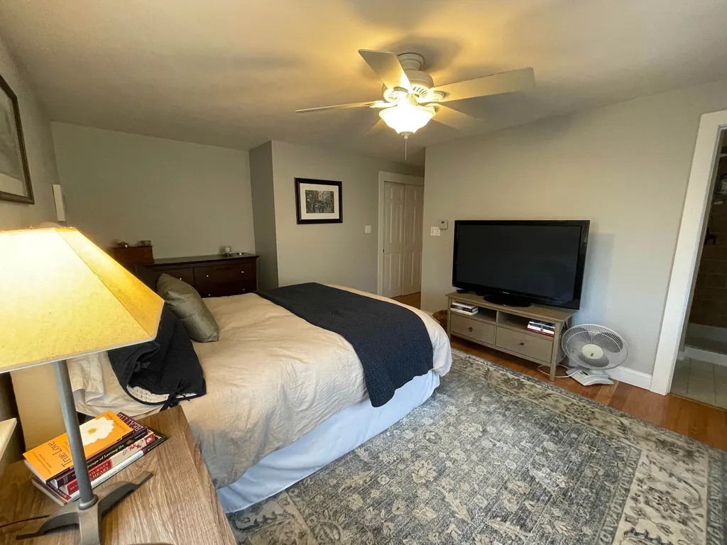 22 Cullen Way Exeter NH 03833