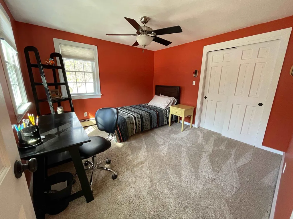 22 Cullen Way Exeter NH 03833