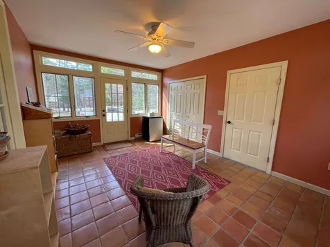 22 Cullen Way Exeter NH 03833