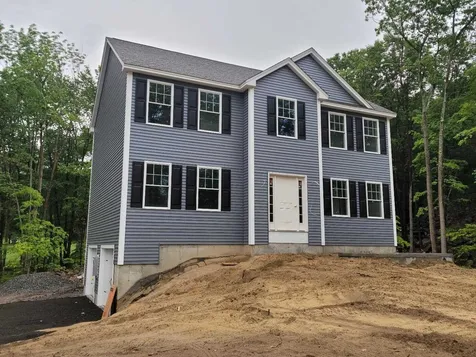 29 Old Manchester Road Candia NH 03034