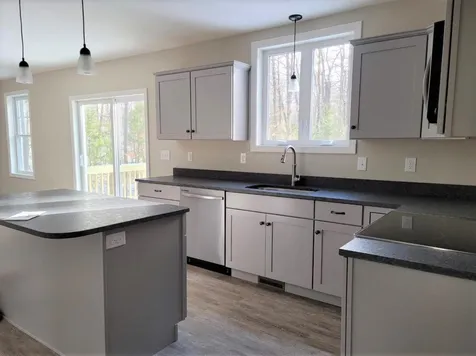 29 Old Manchester Road Candia NH 03034