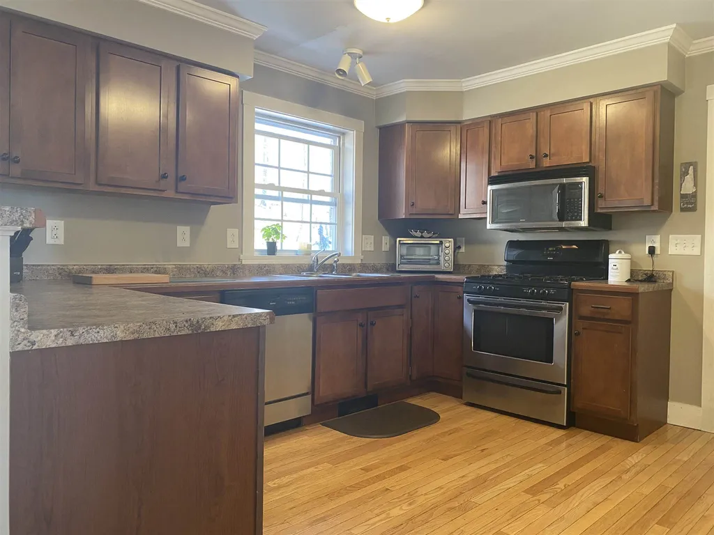 268 E Green Mountain Road Claremont NH 03743
