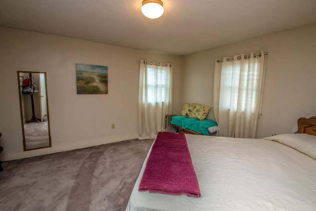 12 Richardson Street Lancaster NH 03584