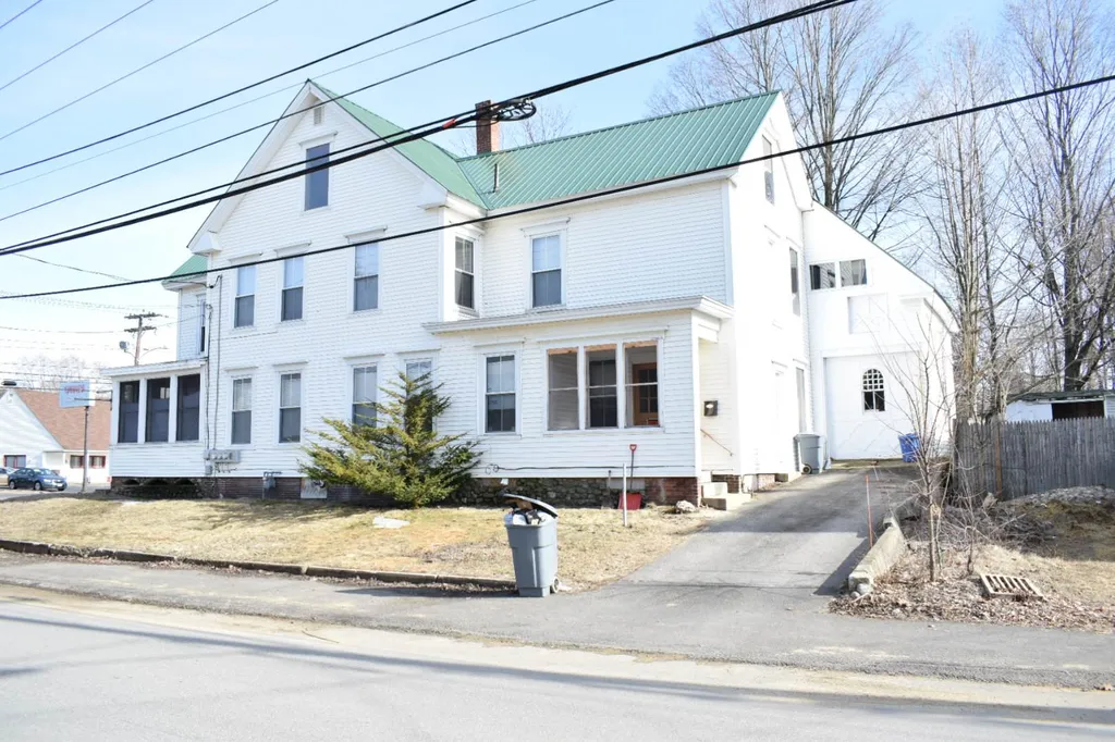 338 S Main Street Laconia NH 03246