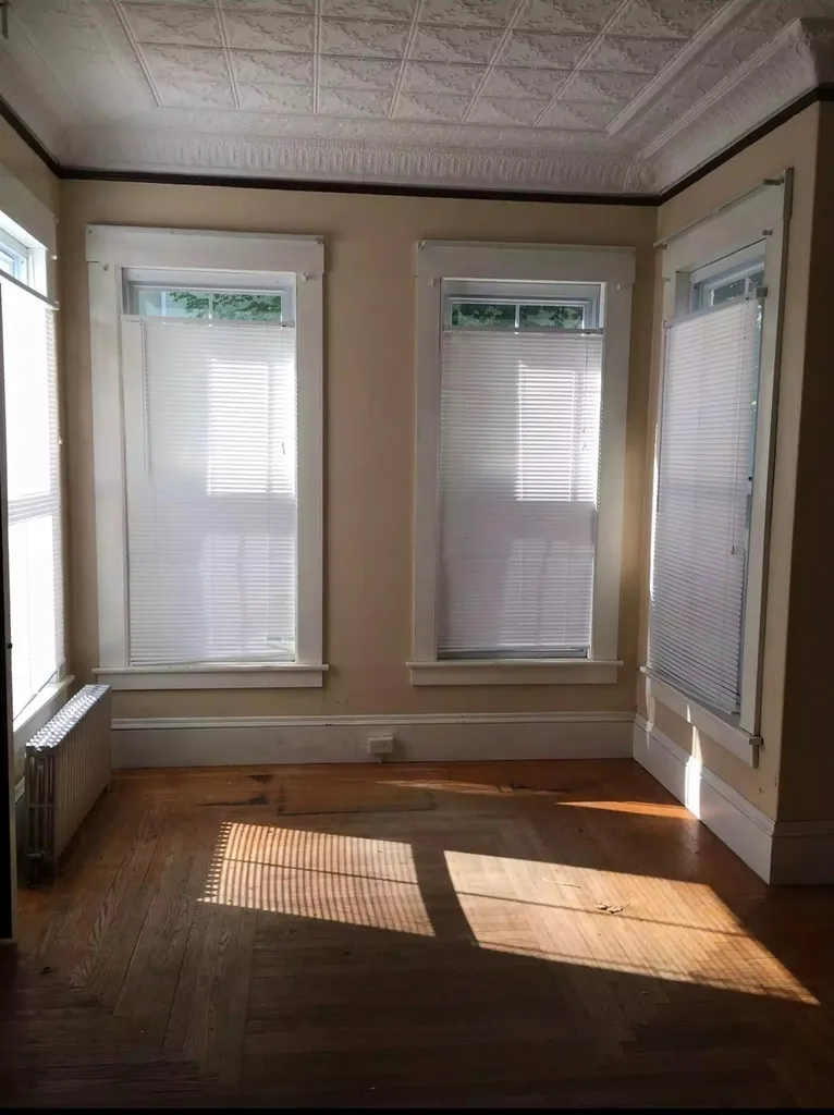 338 S Main Street Laconia NH 03246