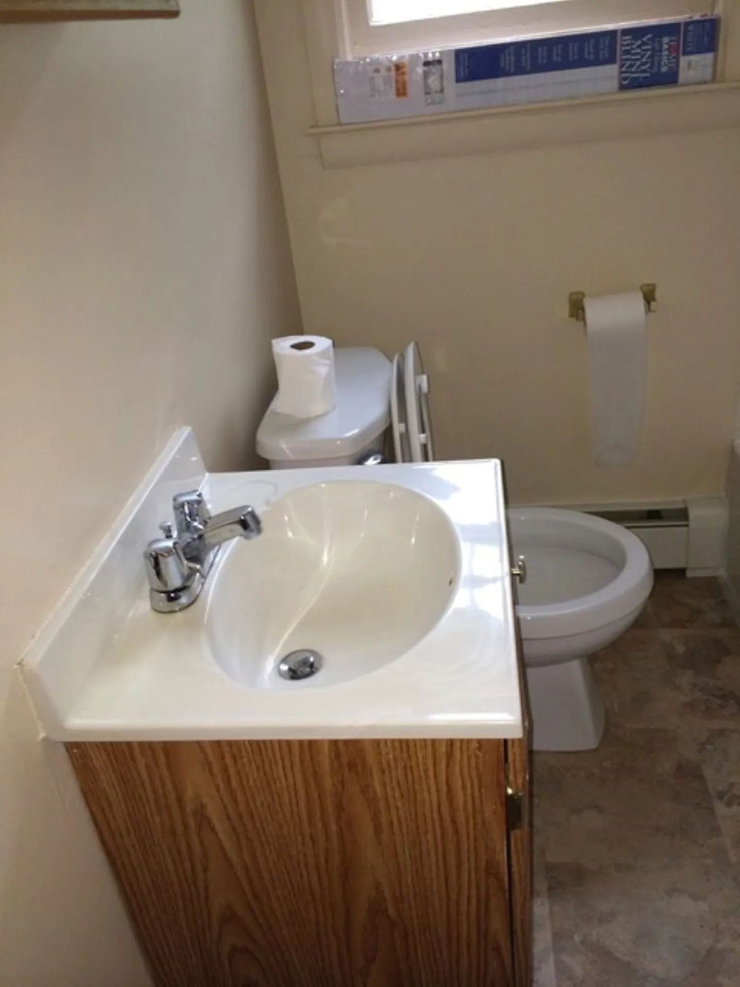 21-23 Mckenzie Drive Claremont NH 03743