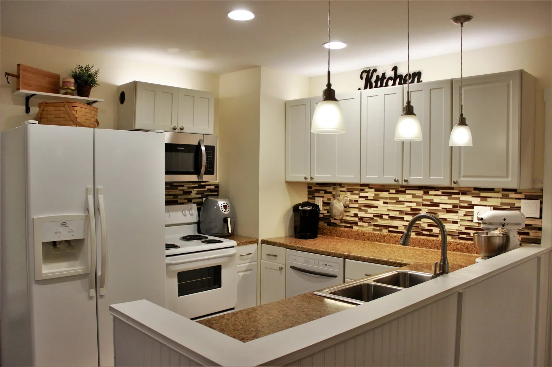 18 Chester Court Laconia NH 03246