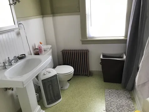 18 Chester Court Laconia NH 03246