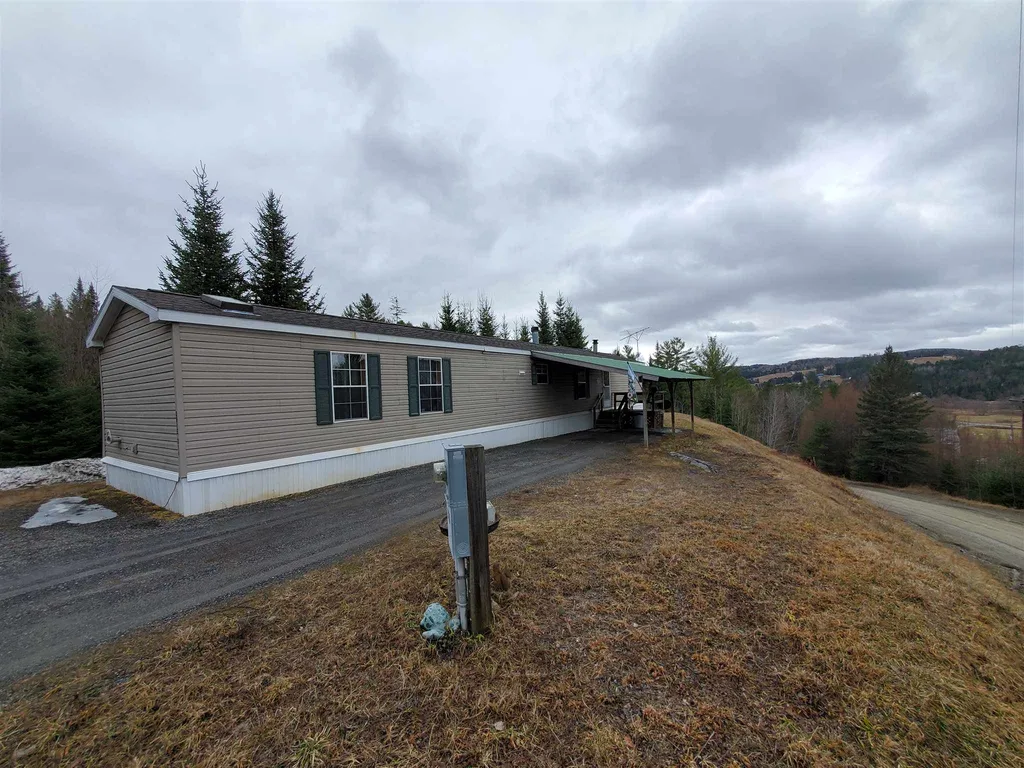 316 Urie Drive Lyndon, VT Vermont Real Estate Agency Serving St