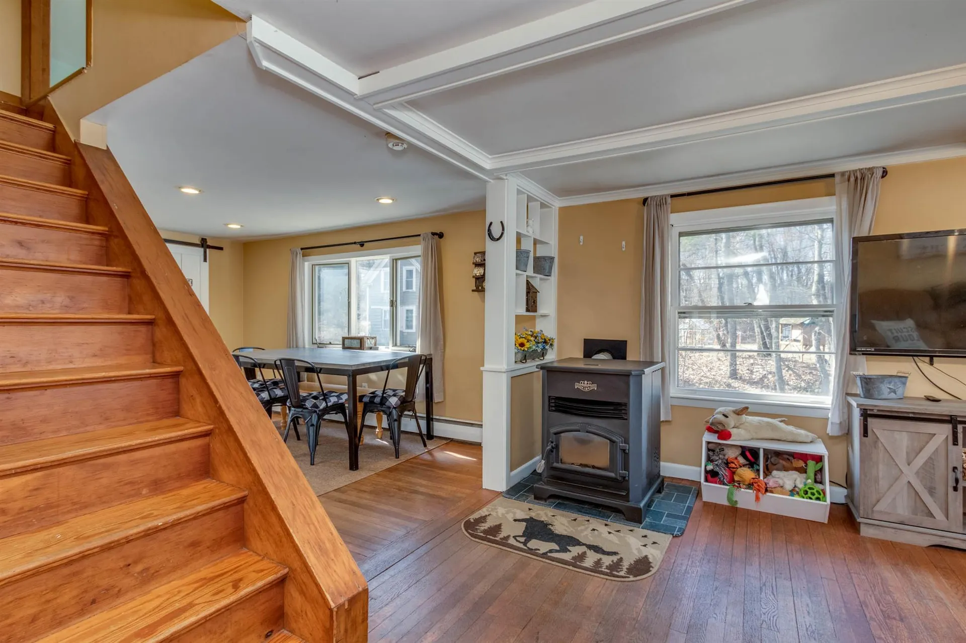 9 Heath Street Newton NH 03858