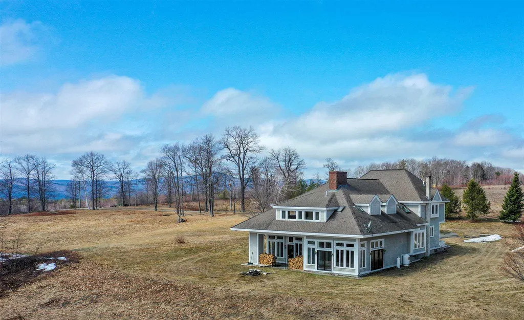55 Kimball Hill Road Hillsborough NH 03244