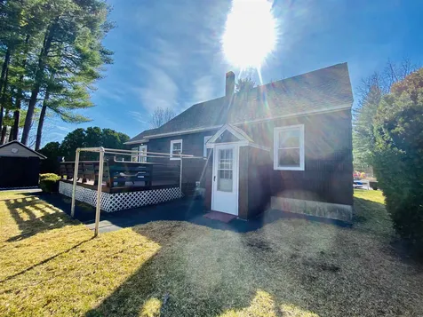28 Damon Avenue Nashua NH 03064