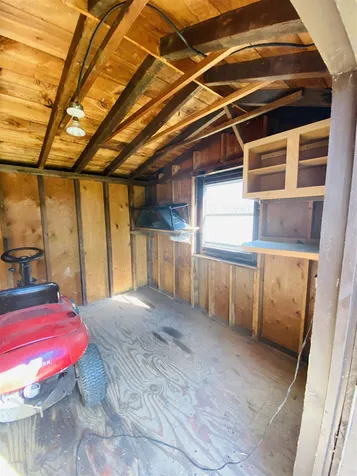 28 Damon Avenue Nashua NH 03064