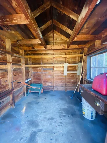 28 Damon Avenue Nashua NH 03064
