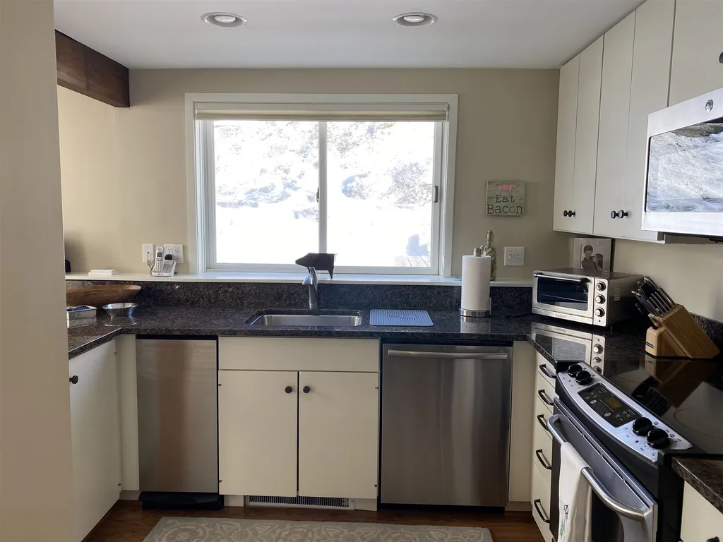 104 Spring Fling Road Warren VT 05674