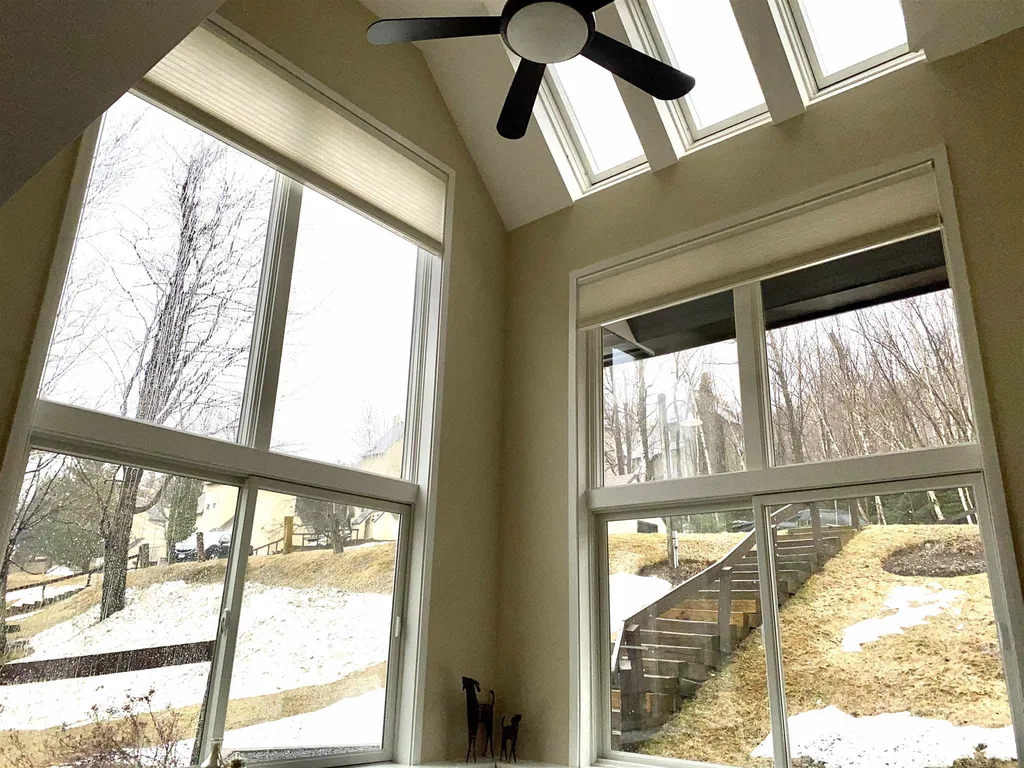 104 Spring Fling Road Warren VT 05674