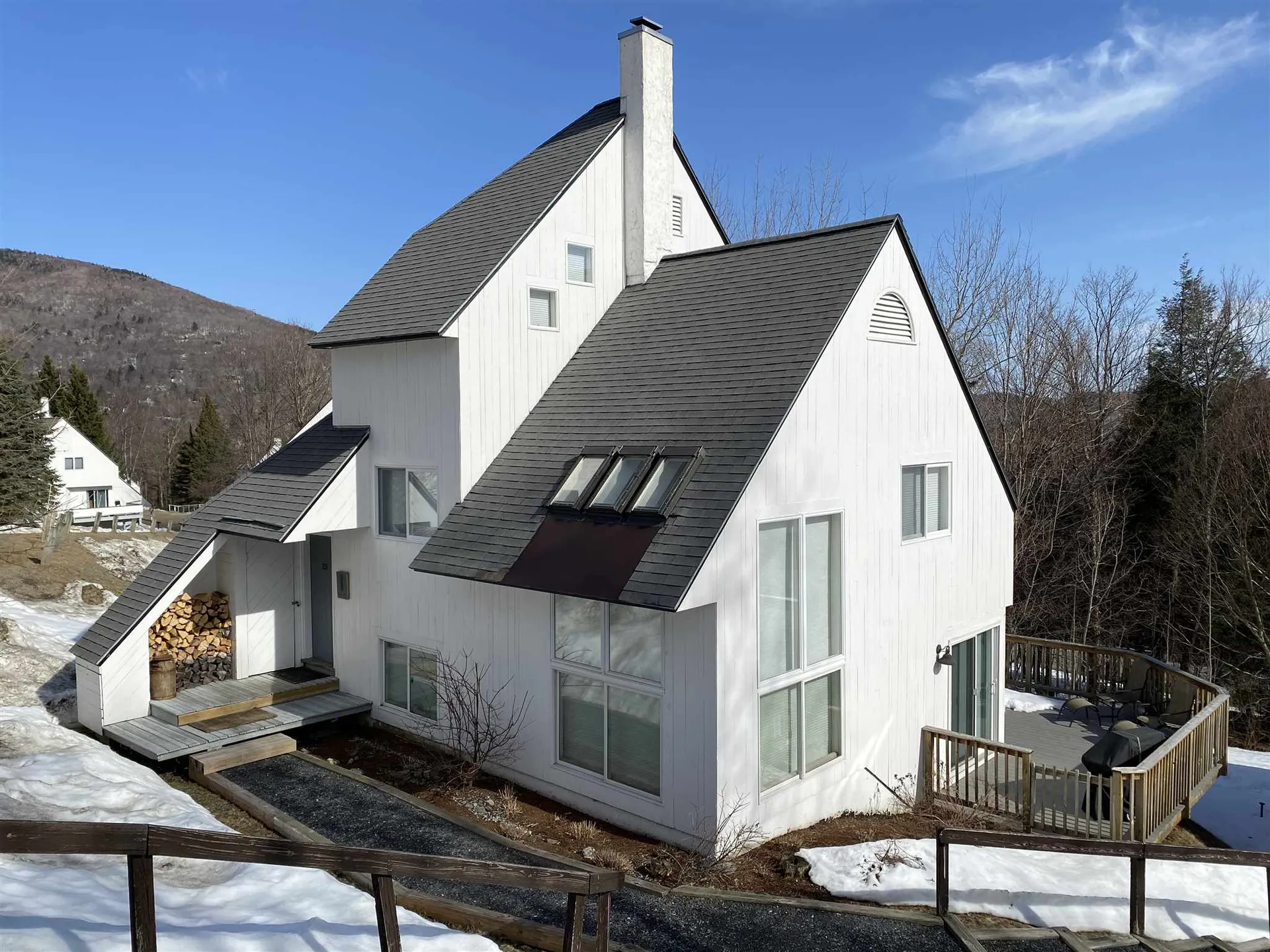 104 Spring Fling Road Warren VT 05674
