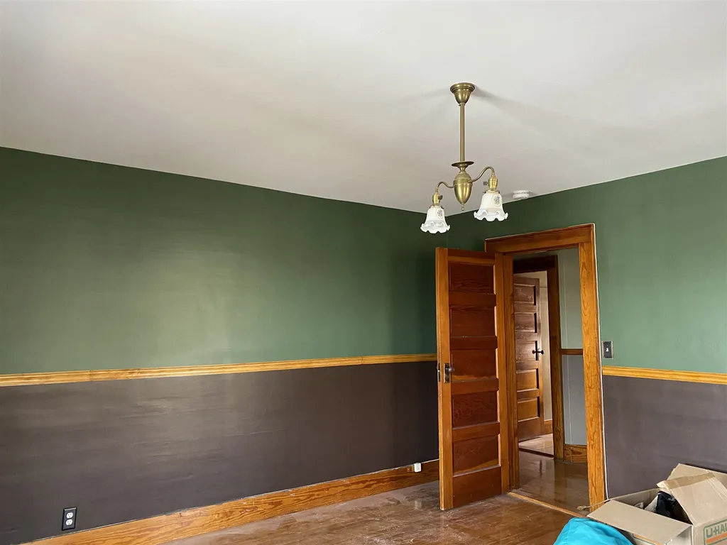 20 Highland Avenue Claremont NH 03743
