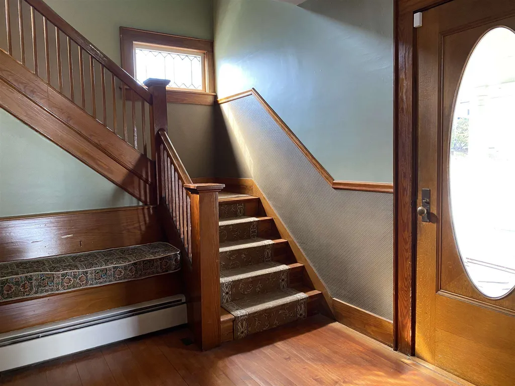 20 Highland Avenue Claremont NH 03743