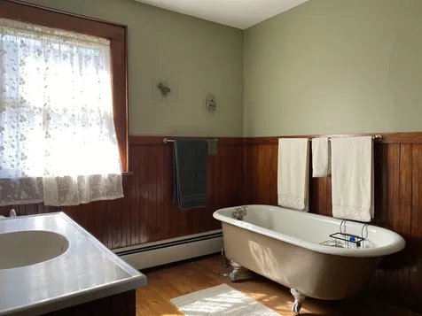 20 Highland Avenue Claremont NH 03743