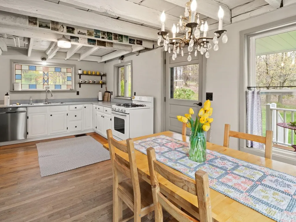 7655 Plank Road Bristol VT 05443