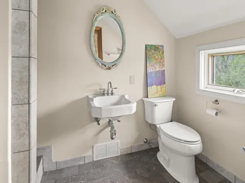 7655 Plank Road Bristol VT 05443