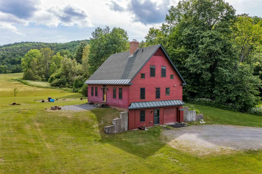 9774 Vt Route 12 Barnard VT 05031