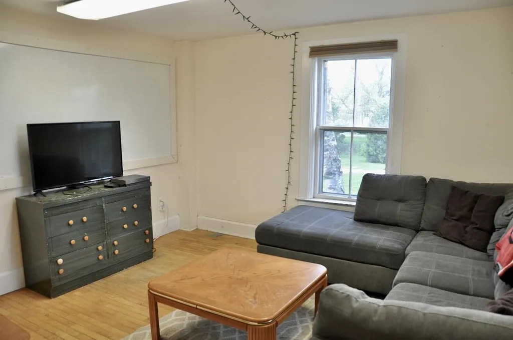 48 Court Street Middlebury VT 05753
