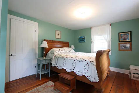 4689 Route 5 South Barnet VT 05050