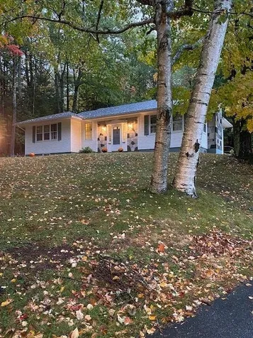 461 Edgemont Road Sunapee NH 03782