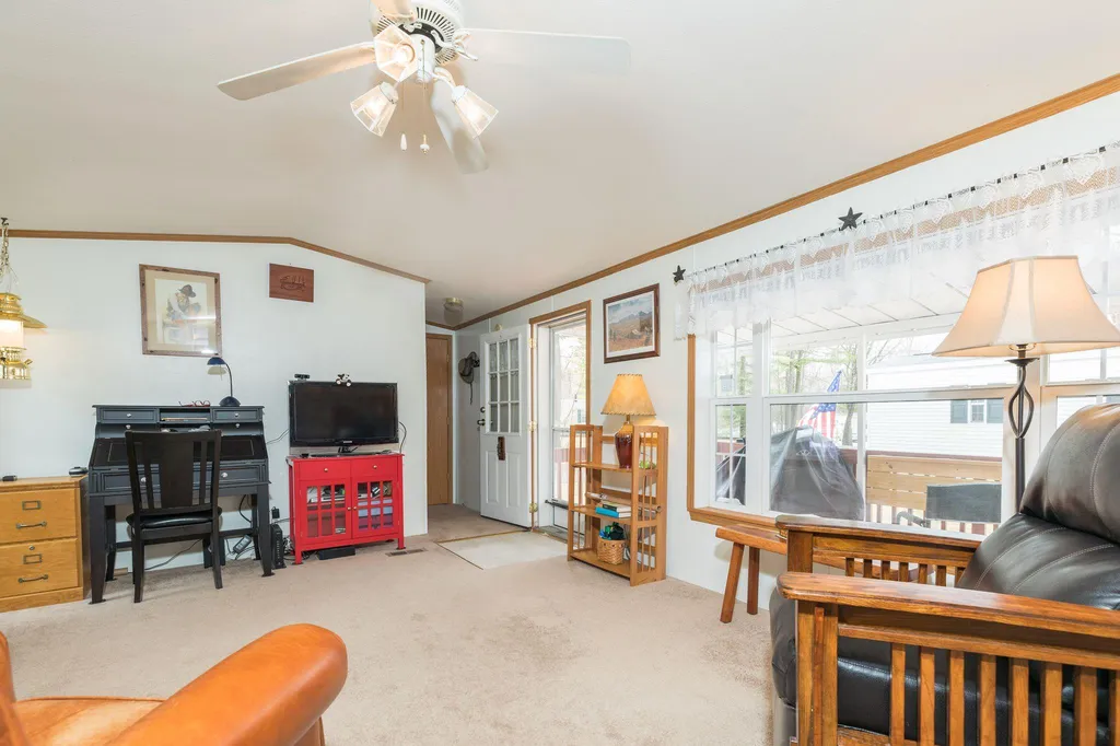 99 Colonial Village Somersworth NH 03878