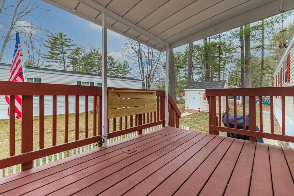 99 Colonial Village Somersworth NH 03878
