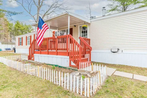 99 Colonial Village Somersworth NH 03878