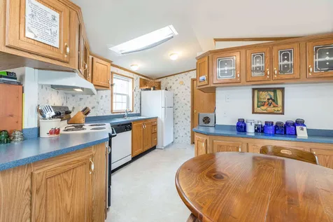 99 Colonial Village Somersworth NH 03878