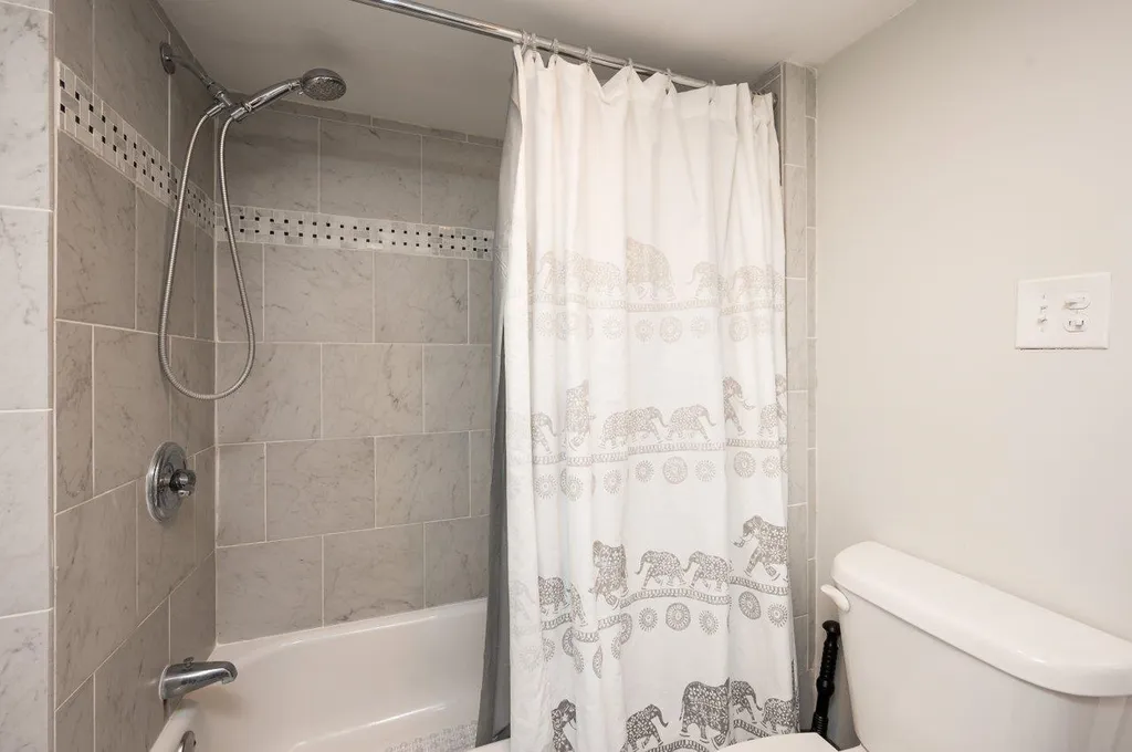 6 Pecan Street Exeter NH 03833