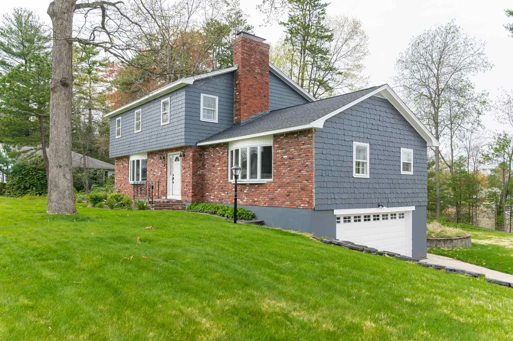 14 Shady Hill Road Nashua NH 03063
