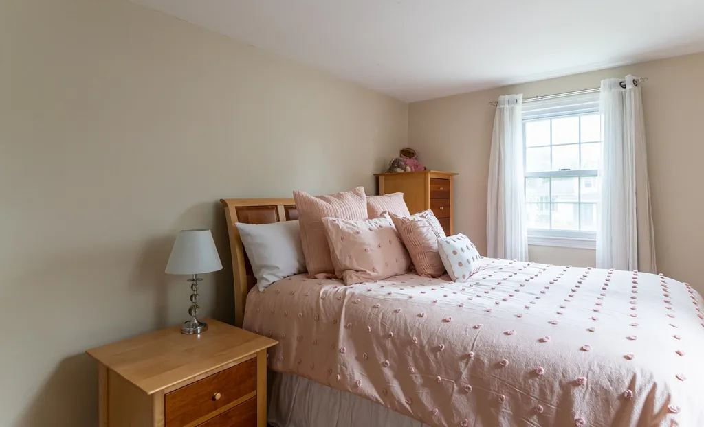 14 Shady Hill Road Nashua NH 03063